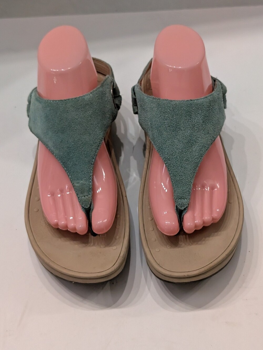 Vionic Women's 10 Jolie Suede Turquoise Flip Flops Thong Sandals Arch Support